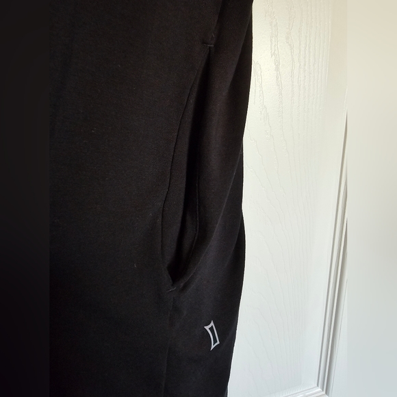 Kit and Ace size M Dress - Picture 4 of 9